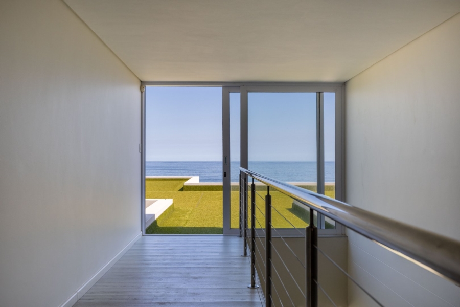 8 Bedroom Property for Sale in Keurboomstrand Western Cape